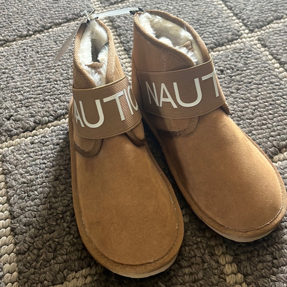 NWT Nautica Winter boots ❄️